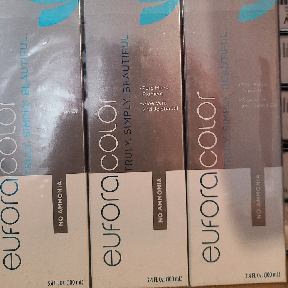 Eufora Color permanent professional hair dyes